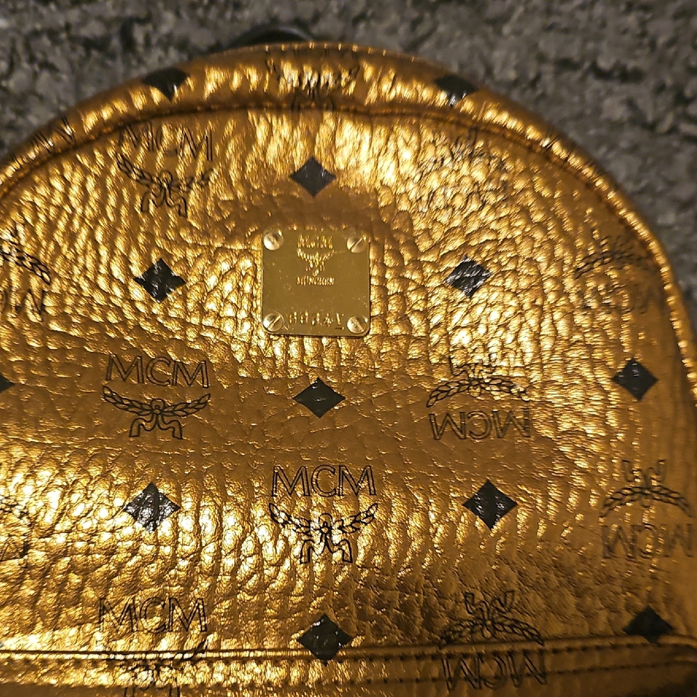 Gold Backpack - image 3